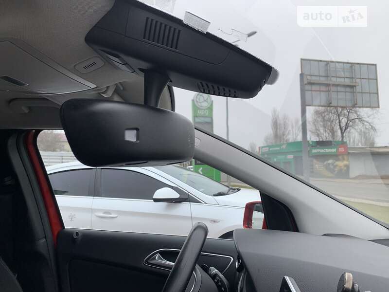 Хэтчбек Mercedes-Benz B-Class 2015 в Одессе
