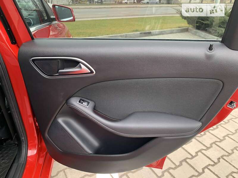 Хэтчбек Mercedes-Benz B-Class 2015 в Одессе