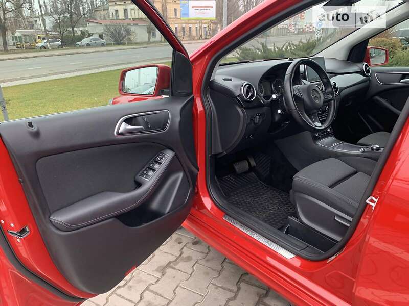 Хэтчбек Mercedes-Benz B-Class 2015 в Одессе