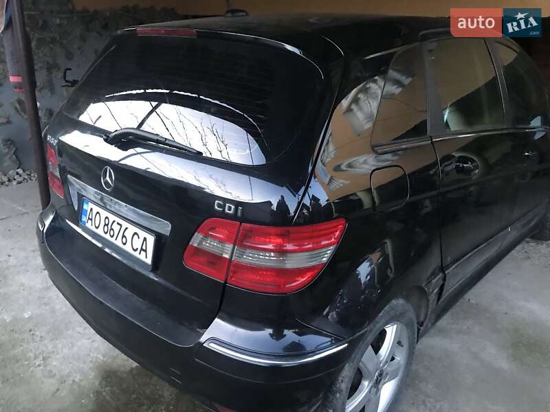 Хэтчбек Mercedes-Benz B-Class 2006 в Виноградове фото 5 Хэтчбек Mercedes-Benz B-Class 2006 в Виноградове