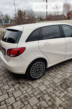 Хэтчбек Mercedes-Benz B-Class 2017 в Киеве