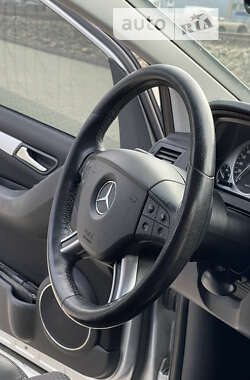 Хэтчбек Mercedes-Benz B-Class 2007 в 