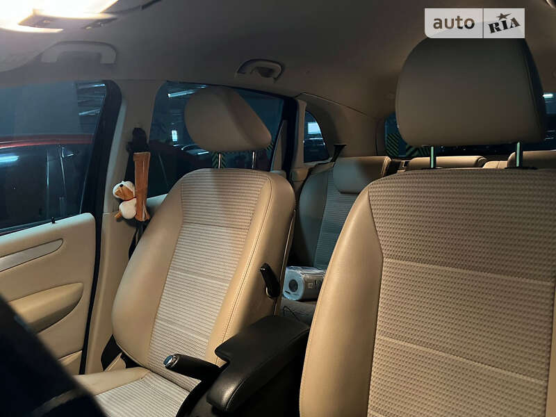 Хэтчбек Mercedes-Benz B-Class 2007 в Одессе фото 12 Хэтчбек Mercedes-Benz B-Class 2007 в Одессе