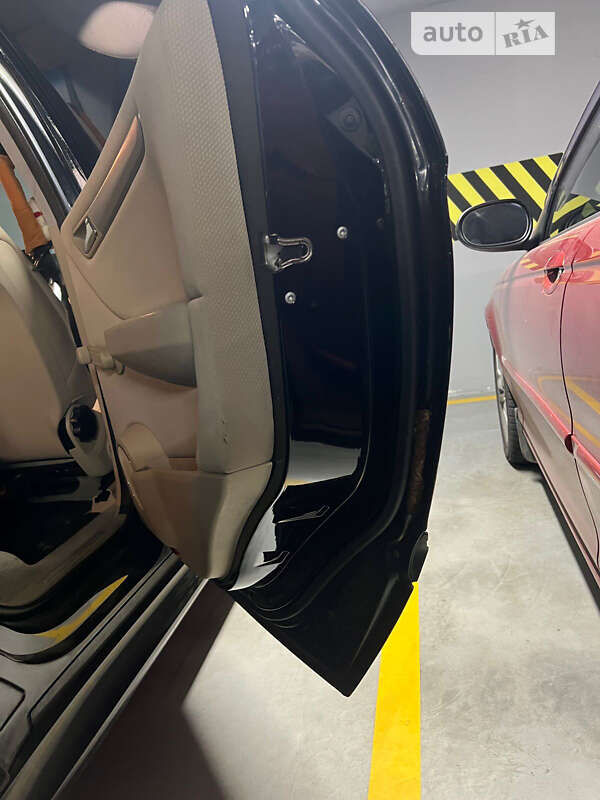 Хэтчбек Mercedes-Benz B-Class 2007 в Одессе фото 30 Хэтчбек Mercedes-Benz B-Class 2007 в Одессе