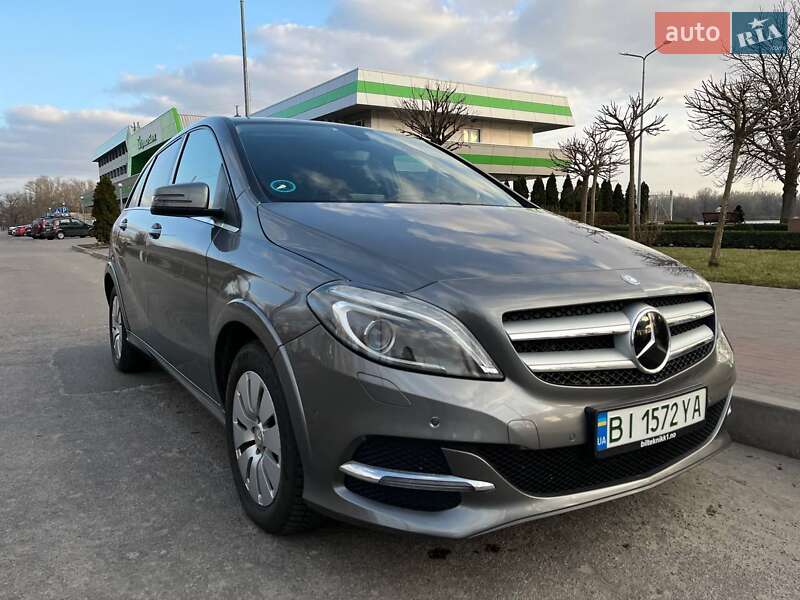 Хетчбек Mercedes-Benz B-Class 2015 в Кременчуці