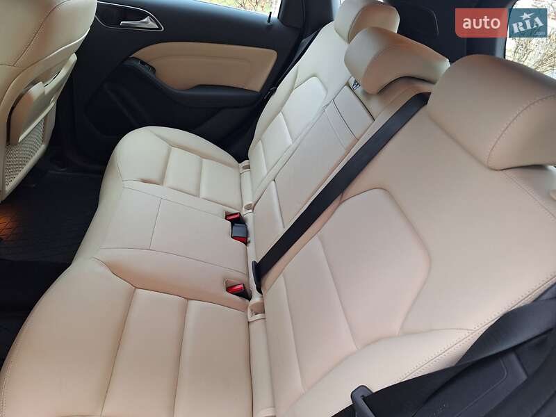 Хэтчбек Mercedes-Benz B-Class 2016 в Виннице