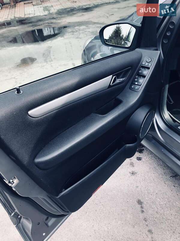 Хэтчбек Mercedes-Benz B-Class 2007 в Конотопе