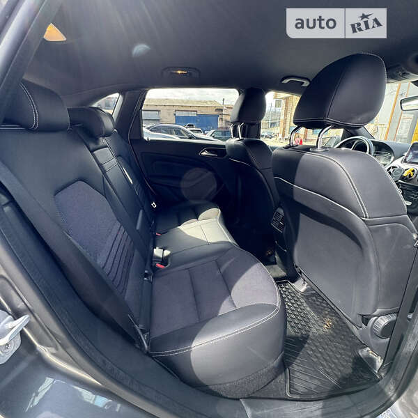 Хэтчбек Mercedes-Benz B-Class 2016 в Киеве фото 27 Хэтчбек Mercedes-Benz B-Class 2016 в Киеве