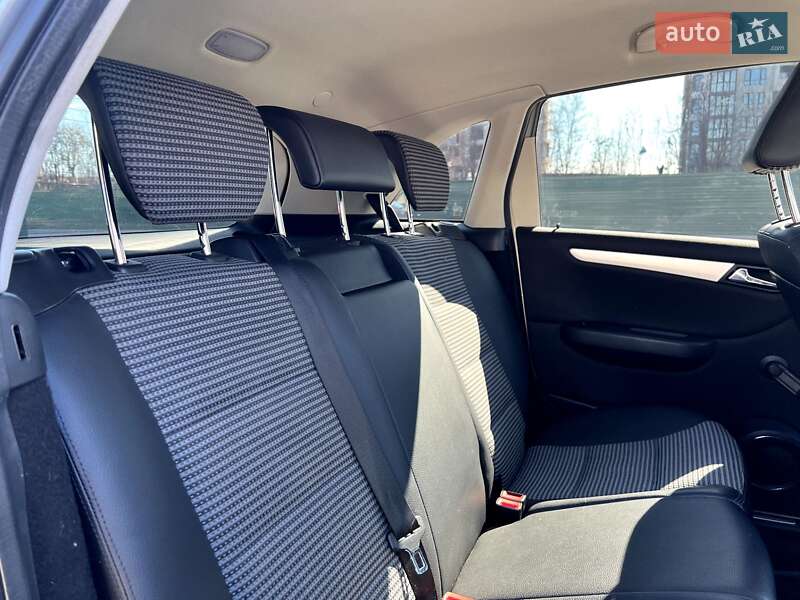 Хэтчбек Mercedes-Benz B-Class 2006 в Киеве