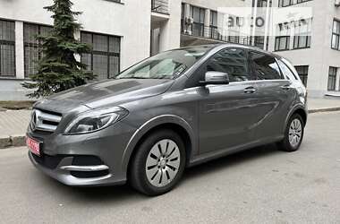 Mercedes-Benz B-Class 2016