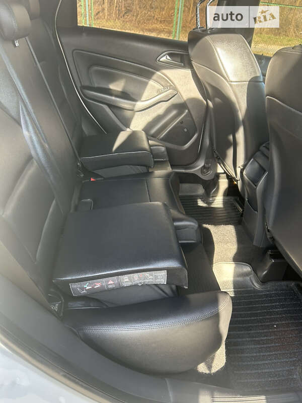 Хэтчбек Mercedes-Benz B-Class 2014 в Львове