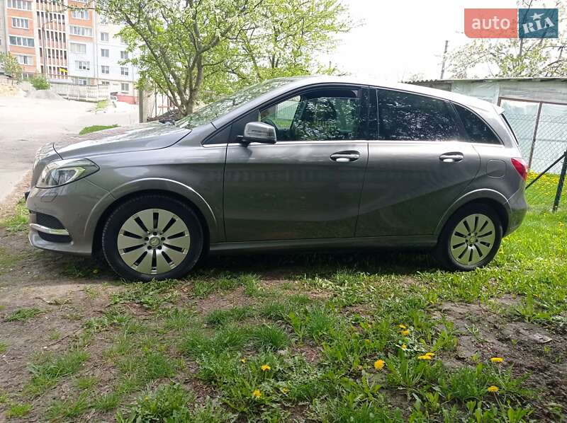 Хэтчбек Mercedes-Benz B-Class 2015 в Луцке фото 8 Хэтчбек Mercedes-Benz B-Class 2015 в Луцке