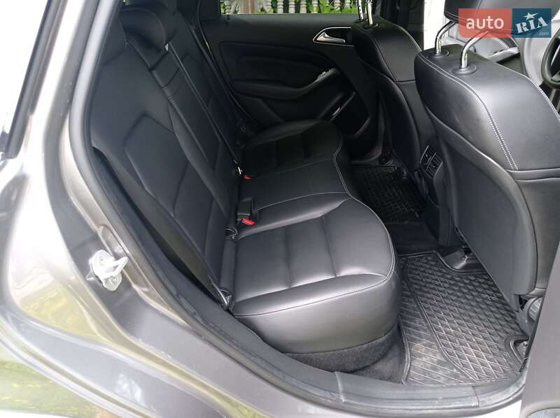 Хэтчбек Mercedes-Benz B-Class 2015 в Луцке фото 13 Хэтчбек Mercedes-Benz B-Class 2015 в Луцке