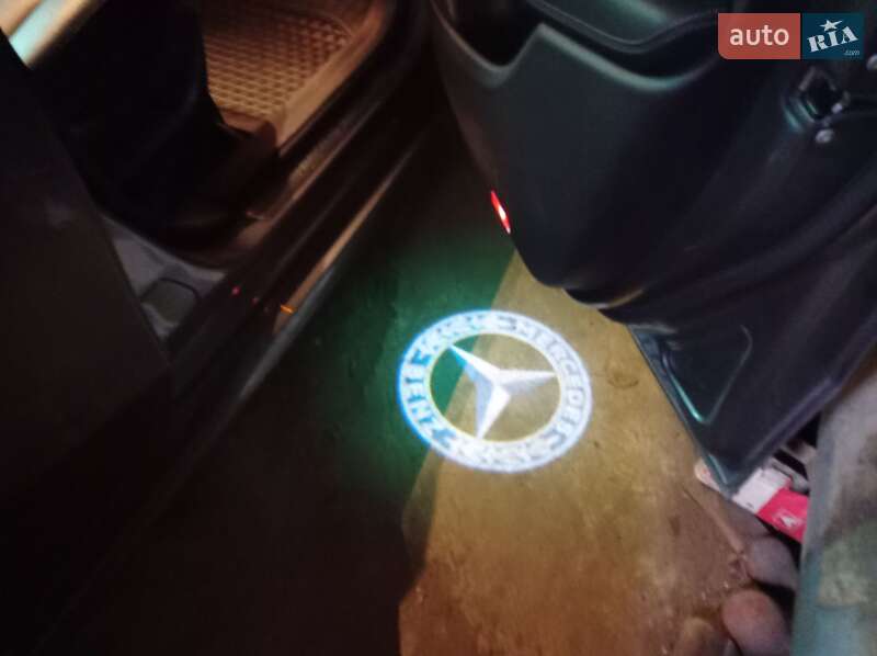 Хэтчбек Mercedes-Benz B-Class 2015 в Луцке фото 31 Хэтчбек Mercedes-Benz B-Class 2015 в Луцке