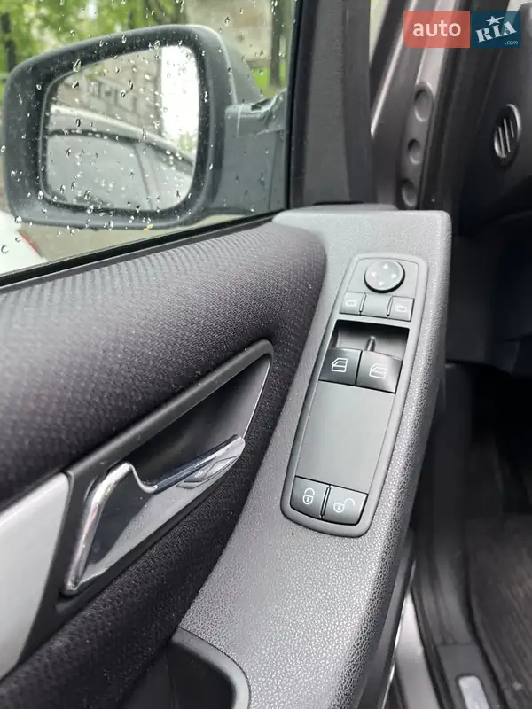 Mercedes-Benz B-Class 2005 VIN WDD2452311J054153 фото оголошення 40 з 78