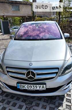 Mercedes-Benz B-Class 2015