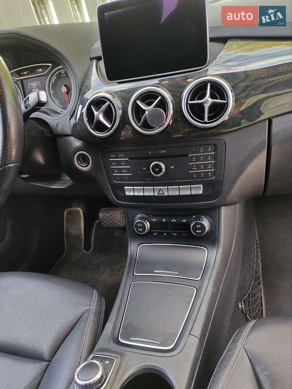Хэтчбек Mercedes-Benz B-Class 2015 в Ровно фото 7 Хэтчбек Mercedes-Benz B-Class 2015 в Ровно