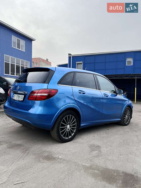 Хетчбек Mercedes-Benz B-Class 2016 в Кременчуці