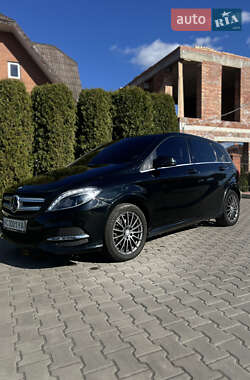 Mercedes-Benz B-Class 2017 Mercedes-Benz B-Class 2017