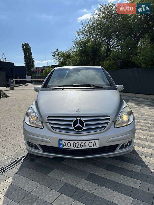 Хэтчбек Mercedes-Benz B-Class 2005 в Ужгороде