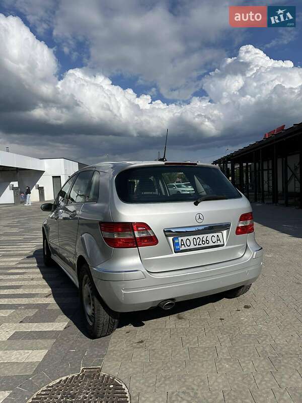 Хэтчбек Mercedes-Benz B-Class 2005 в Ужгороде