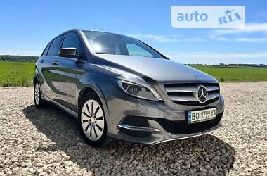 Хетчбек Mercedes-Benz B-Class 2015 в Тернополі