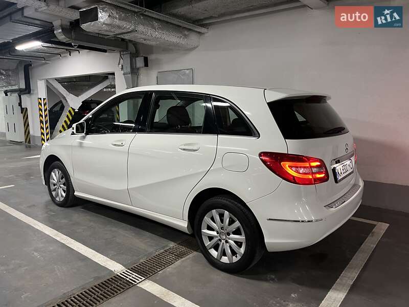 Хэтчбек Mercedes-Benz B-Class 2013 в Киеве