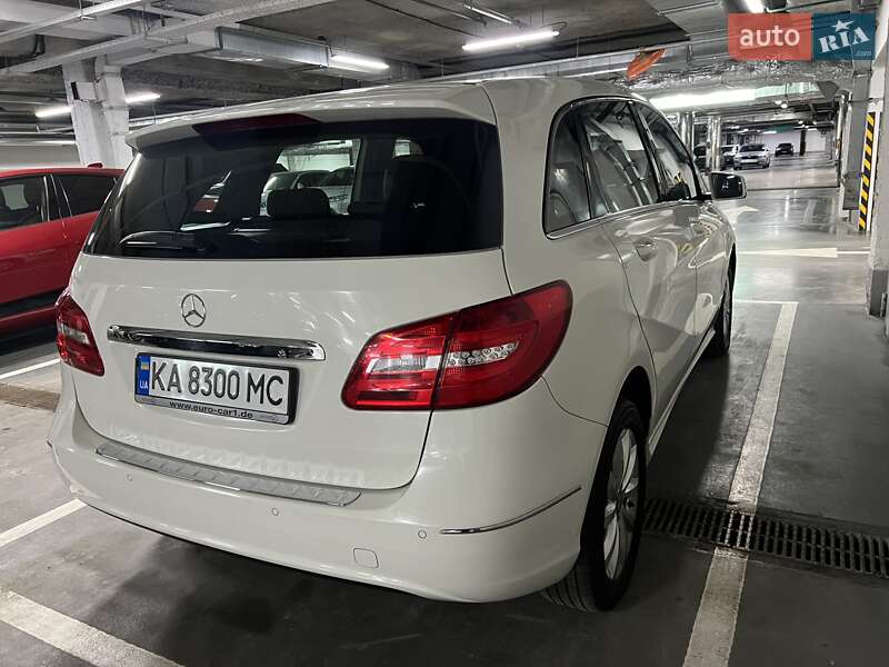 Хэтчбек Mercedes-Benz B-Class 2013 в Киеве