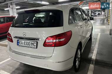 Хэтчбек Mercedes-Benz B-Class 2013 в 