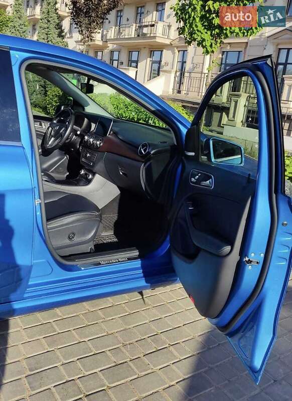 Хэтчбек Mercedes-Benz B-Class 2015 в Одессе