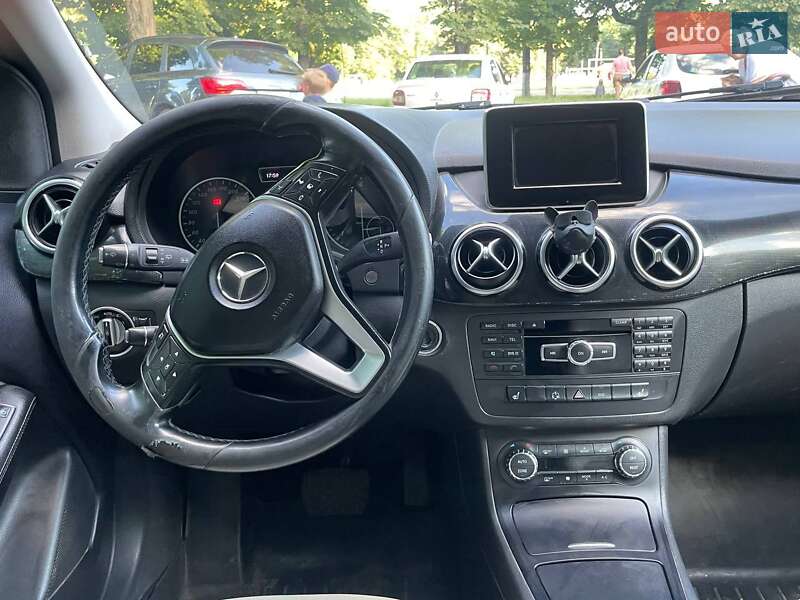 Хетчбек Mercedes-Benz B-Class 2012 в Яготині