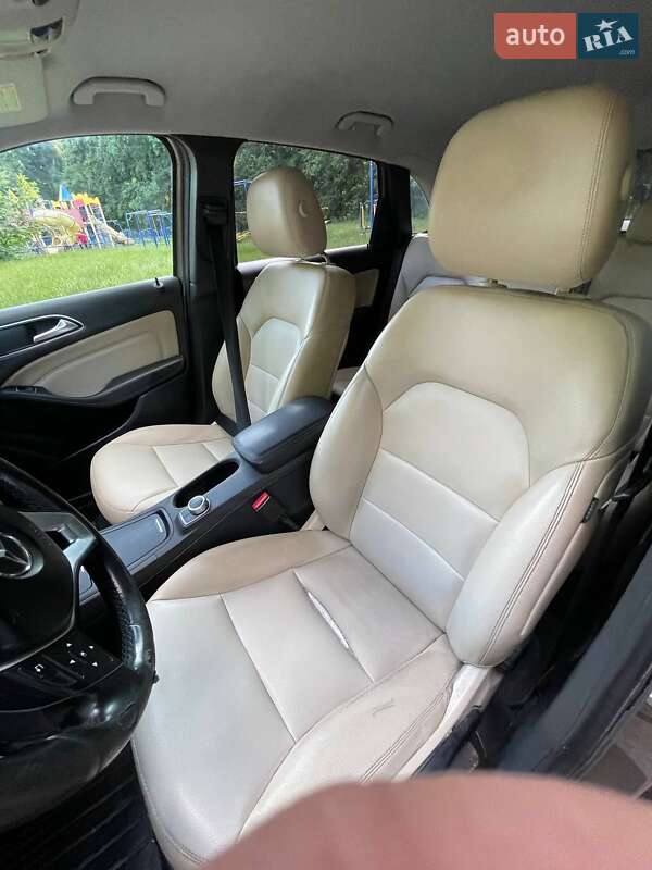 Хетчбек Mercedes-Benz B-Class 2012 в Яготині