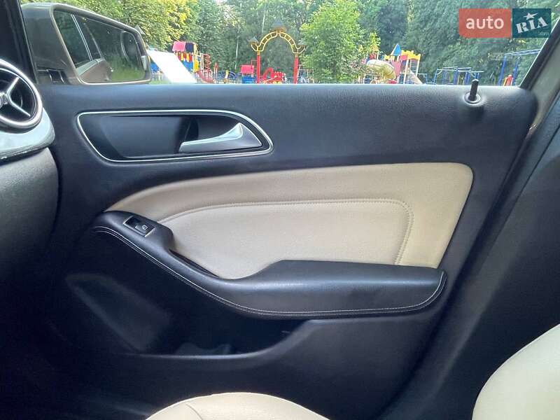 Хетчбек Mercedes-Benz B-Class 2012 в Яготині