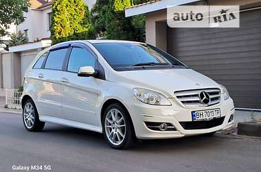 Хэтчбек Mercedes-Benz B-Class 2011 в Одессе