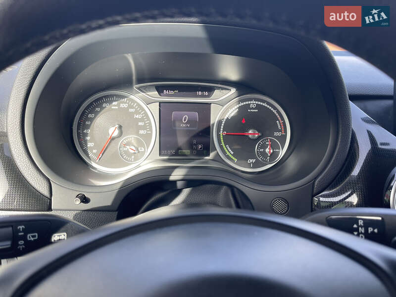 Хэтчбек Mercedes-Benz B-Class 2016 в Киеве фото 15 Хэтчбек Mercedes-Benz B-Class 2016 в Киеве