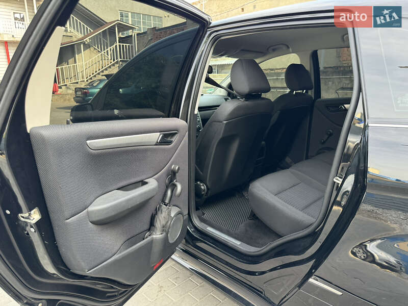 Хэтчбек Mercedes-Benz B-Class 2009 в Черновцах