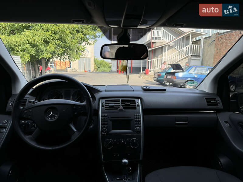 Хэтчбек Mercedes-Benz B-Class 2009 в Черновцах