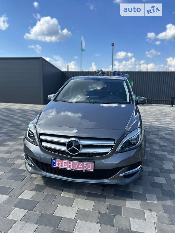 Хэтчбек Mercedes-Benz B-Class 2016 в Полтаве