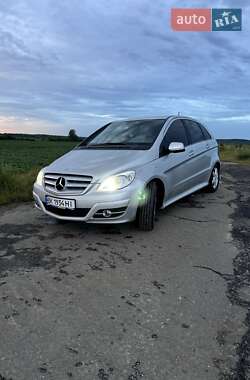 Хетчбек Mercedes-Benz B-Class 2011 в Володимирці