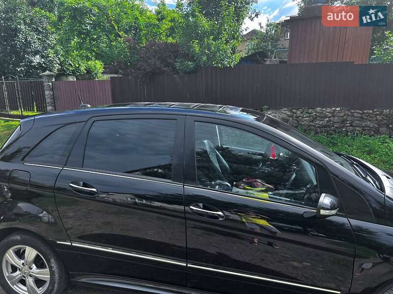 Хэтчбек Mercedes-Benz B-Class 2005 в Брошневе