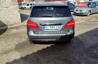 Хэтчбек Mercedes-Benz B-Class 2015 в 