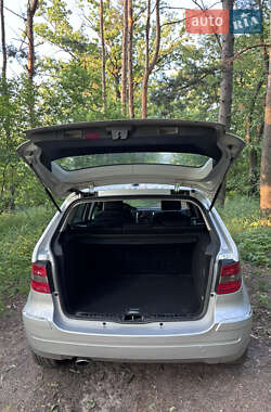 Хэтчбек Mercedes-Benz B-Class 2006 в 