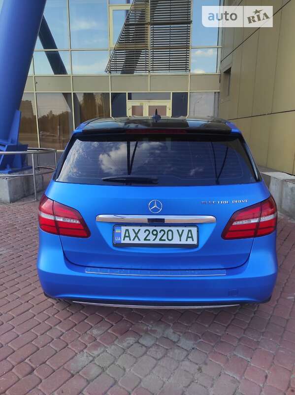 Хэтчбек Mercedes-Benz B-Class 2015 в Харькове