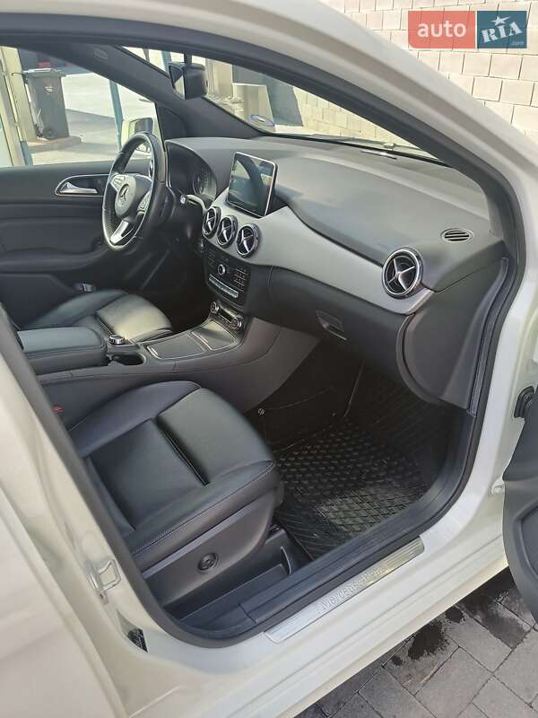 Хетчбек Mercedes-Benz B-Class 2016 в Рівному