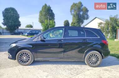 Хэтчбек Mercedes-Benz B-Class 2015 в 