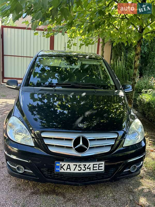 Mercedes-Benz B-Class 2010