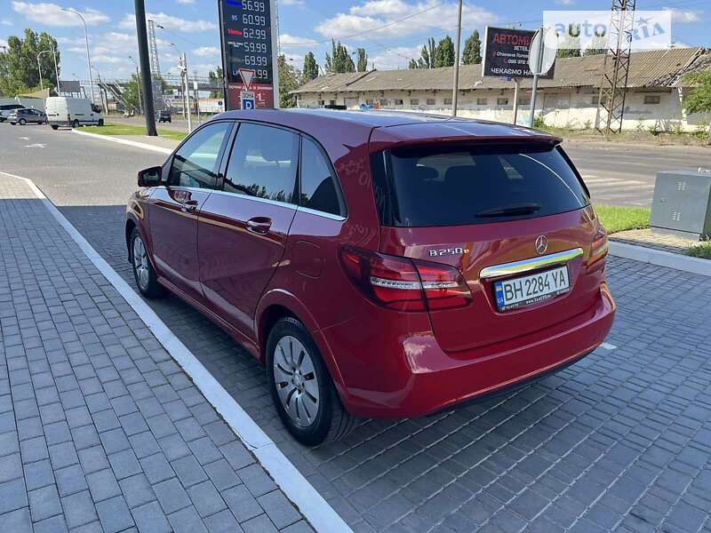 Хэтчбек Mercedes-Benz B-Class 2015 в Одессе