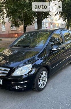 Хэтчбек Mercedes-Benz B-Class 2010 в Львове