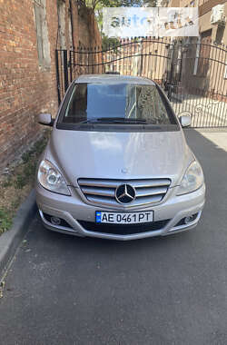 Хетчбек Mercedes-Benz B-Class 2010 в Дніпрі