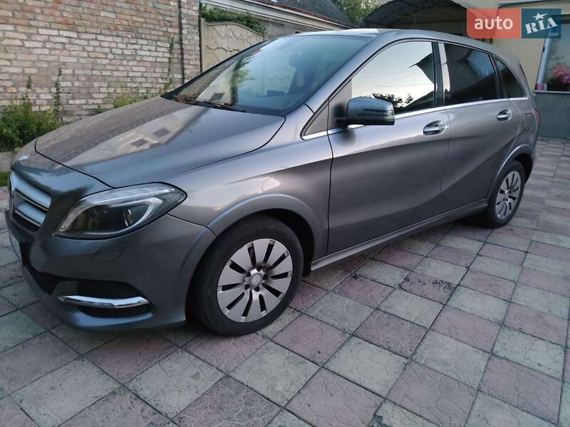 Хетчбек Mercedes-Benz B-Class 2015 в Луцьку фото 6 Хетчбек Mercedes-Benz B-Class 2015 в Луцьку